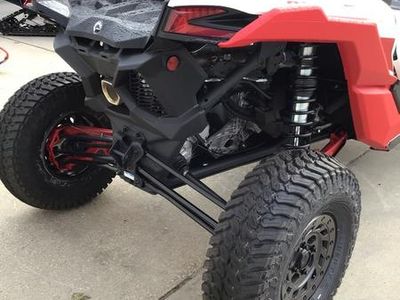 2025 Can-Am Maverick X3 X rc Turbo RR 72 - Photo 3