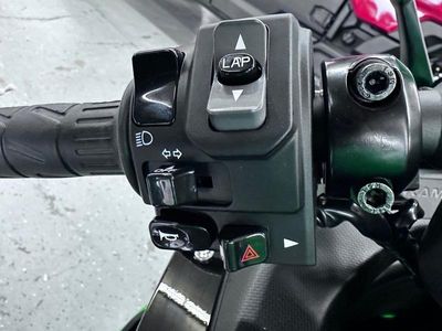 2025 Kawasaki NINJA ZX-4RR ABS - Photo 13