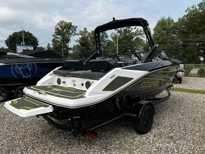 2023 Scarab 215 ID - Photo 4