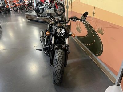2025 Indian Motorcycle Scout Bobber Black Metallic - Photo 2