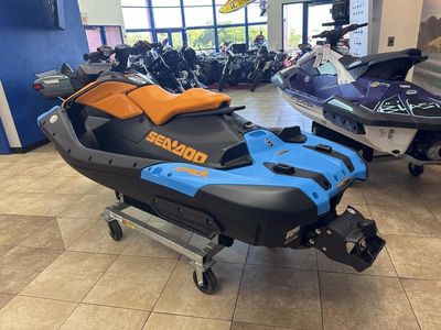 2026 Sea-Doo Spark Trixx for 1 Rotax 900 ACE - 90 iBR and Audio - Photo 3