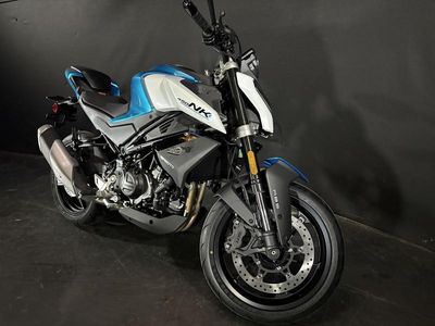 2026 CFMOTO 450NK - Photo 1