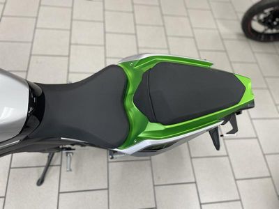 2024 Kawasaki Z e-1 ABS - Photo 13