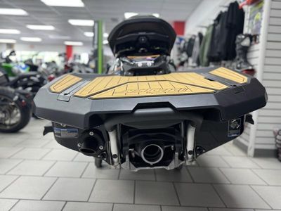 2025 Kawasaki Ultra 310LX - Photo 3
