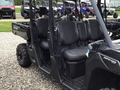 2025 Can-Am Defender MAX XT HD10 - Photo 4