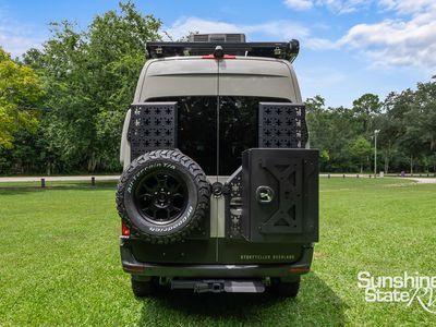 2025 Storyteller Overland - Photo 12