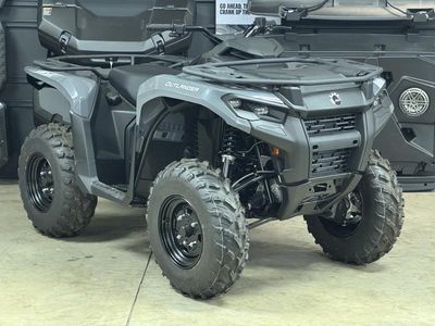 2026 Can-Am Outlander 700 - Photo 3