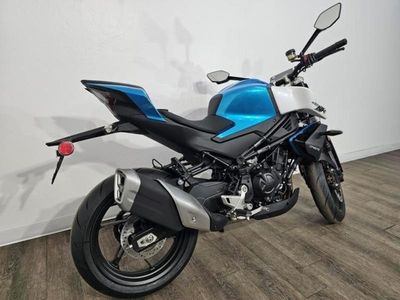 2025 CFMOTO 450NK - Photo 5