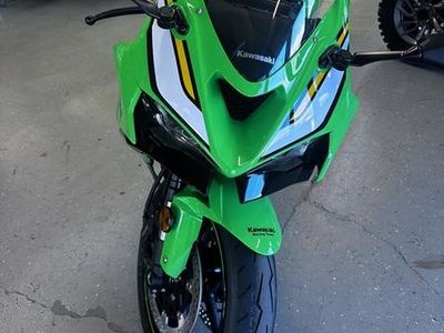 2025 Kawasaki Ninja ZX-6R ABS KRT Edition - Photo 3