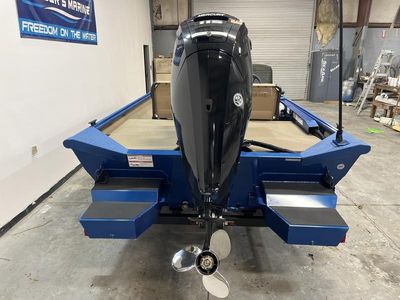 2025 SeaArk Shadow 18 Side Console - Photo 3