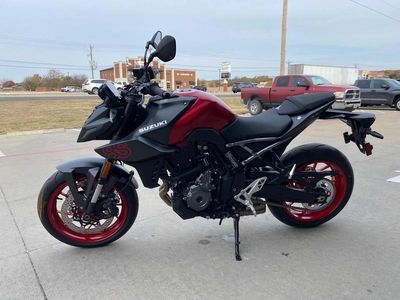 2026 Suzuki GSX-8S - Photo 8