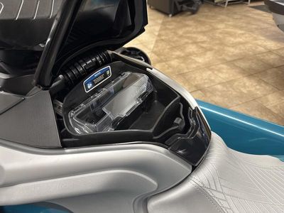 2025 Sea-Doo GTX Limited 325 Teal Metallic - Photo 13