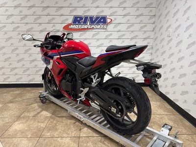 2025 Honda CBR500R - Photo 5