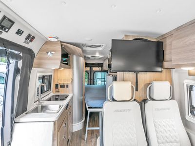 2022 Winnebago Travato - Photo 16
