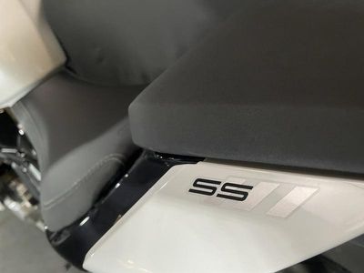 2026 CFMOTO 675SS - Photo 8