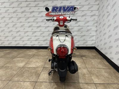 2026 Honda Metropolitan - Photo 7