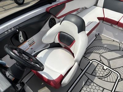 2019 Scarab 215 ID - Photo 12