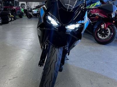 2025 Kawasaki Ninja ZX-6R ABS - Photo 3