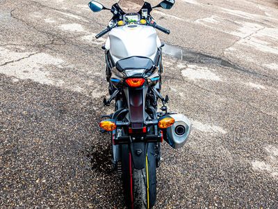2025 Suzuki GSX-R1000 - Photo 3