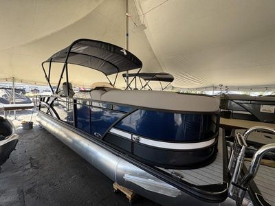 2025 Sylvan L3 DLZ Bar - Photo 1