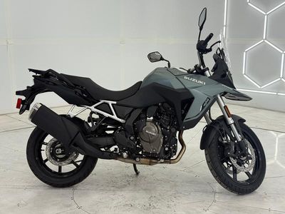 2024 Suzuki V-Strom 800 - Photo 2