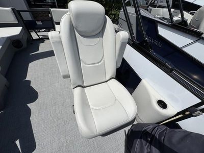 2025 Sylvan A 22 LZ DH - Photo 12