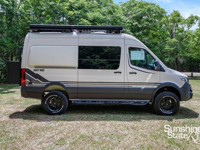 2025 Storyteller Overland - Photo 18