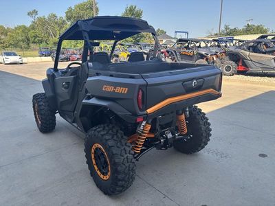 2025 Can-Am Commander XT-P 1000R - Photo 4