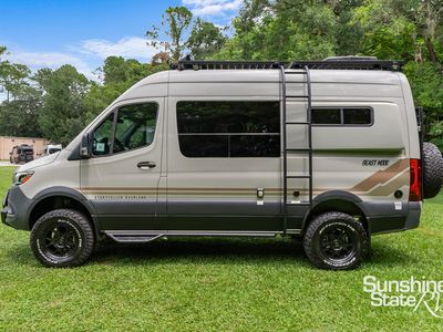 2025 Storyteller Overland - Photo 3