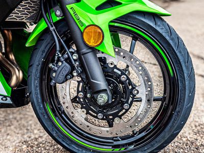 2025 Kawasaki Ninja 500 KRT Edition SE ABS - Photo 12