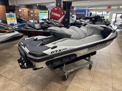 2025 Sea-Doo GTX Limited 325 White Pearl Premium - Photo 5