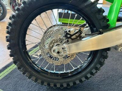 2026 Kawasaki KX450 - Photo 8
