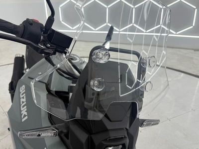 2024 Suzuki V-Strom 800 - Photo 13