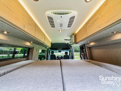 2025 Storyteller Overland - Photo 22