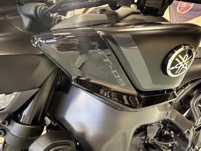 2025 Yamaha MT-09 - Photo 15