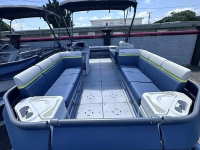 2024 Sea-Doo Switch Cruise Limited 21 - 230 hp Galvanized - Photo 10