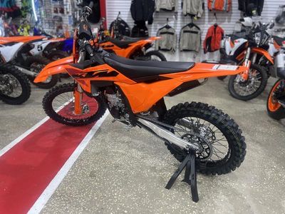 2025 KTM 450 SX-F - Photo 5