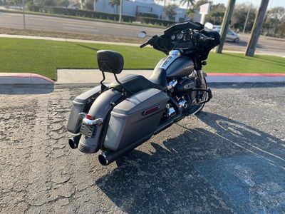 2017 Harley-Davidson FLHXS - Street Glide Special - Photo 4