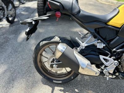 2025 Honda CB300R - Photo 11