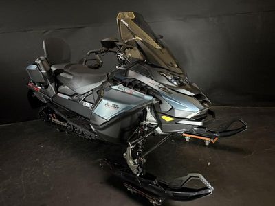 2026 Ski-Doo Grand Touring LE with Platinum Package 900 ACE Turbo R - Photo 2