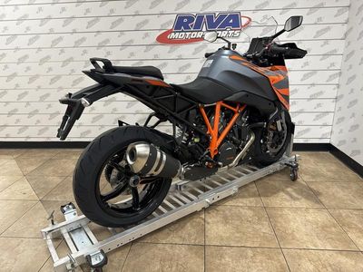 2024 KTM 1290 Super Duke GT - Photo 4