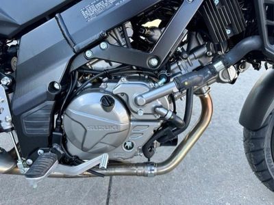 2025 Suzuki V-Strom 650 - Photo 10