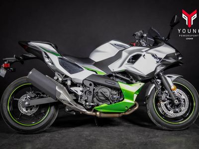 2024 Kawasaki Ninja 7 Hybrid ABS - Photo 2