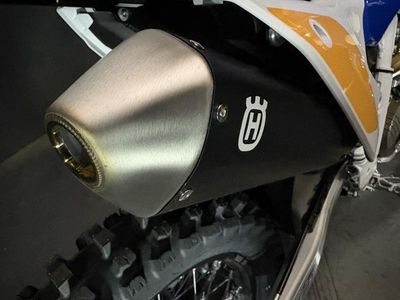 2025 Husqvarna TE 300 Heritage - Photo 5