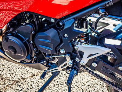 2025 Kawasaki Ninja 500 SE ABS - Photo 11