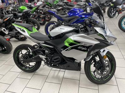 2024 Kawasaki Ninja e-1 ABS - Photo 1