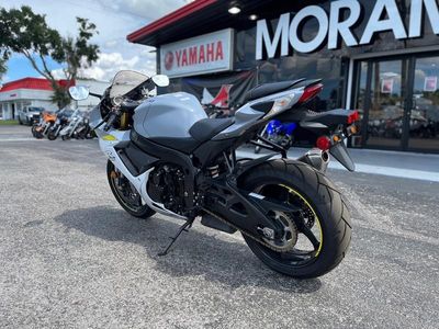 2022 Suzuki GSX-R750 - Photo 5
