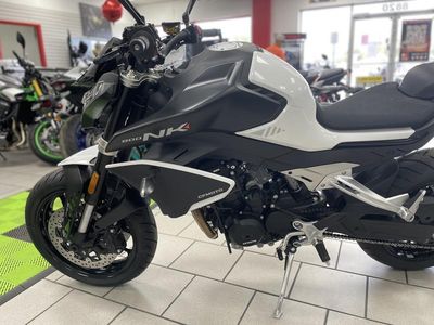 2024 CFMOTO 800NK - Photo 9