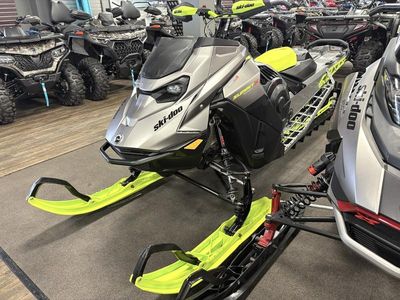 2023 Ski-Doo Summit X with Expert Package Rotax 850 E-TEC Turbo R 154 H_Alt 10.25 in. - Photo 1