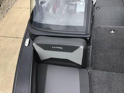 2026 Lund 1875 CROSSOVER XS - Photo 10